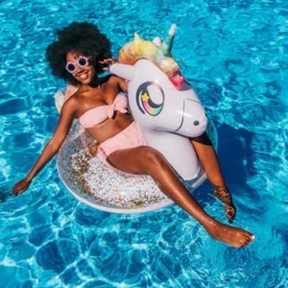 New Inflatable Unicorn Pool Tube Water Float - Picture 2 of 4